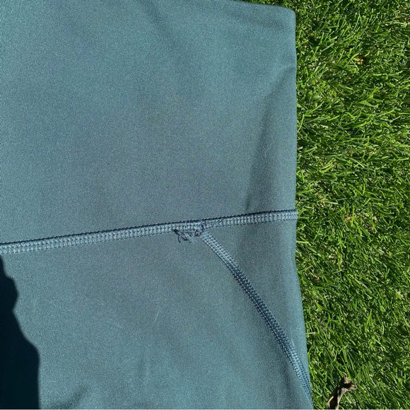 Girlfriend Collective Compressive High-Rise Legging in Moss size XS - Picture 5 of 5